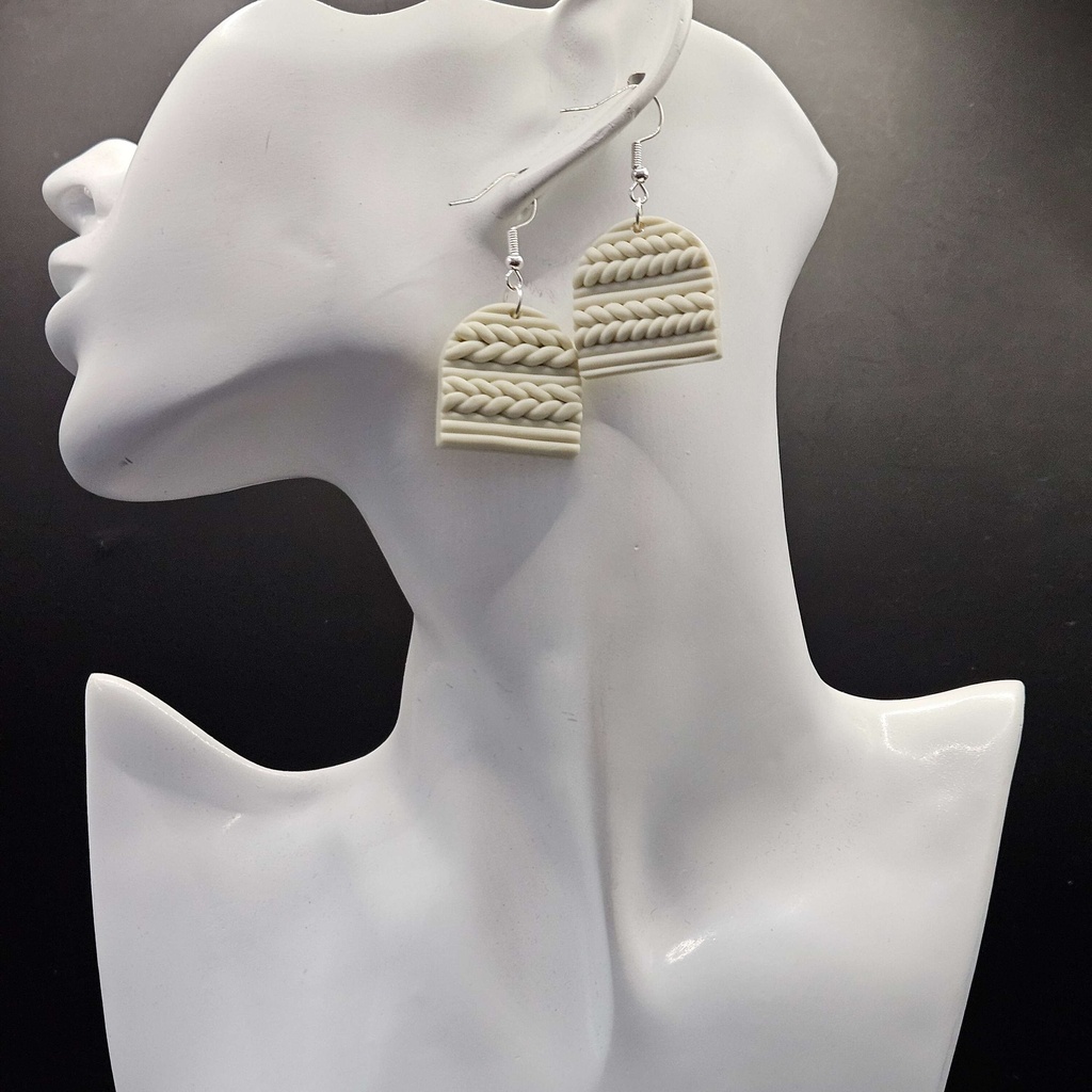 Linen Muse | Polymerclay | Handmade | Women's Earrings